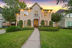 802 Anderson St, Bellaire, TX 77401 - Photo 2