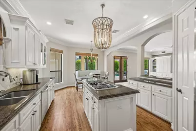 802 Anderson Street, Bellaire, TX 77401 - Photo 12