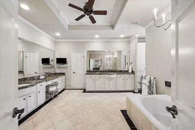 802 Anderson Street, Bellaire, TX 77401 - Photo 18