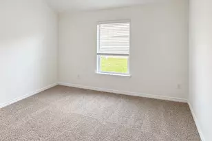 509 Oak Chase Ave, Dayton, TX 77535 - Photo 12