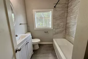 308 Bennett, West Columbia, TX 77486 - Photo 8