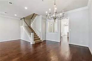 7535 Olympia Dr, Houston, TX 77063 - Photo 8