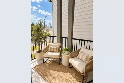 1809 Brooks Street, Houston, TX 77026 - Photo 12