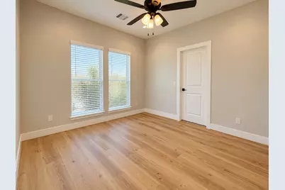 1809 Brooks Street, Houston, TX 77026 - Photo 10