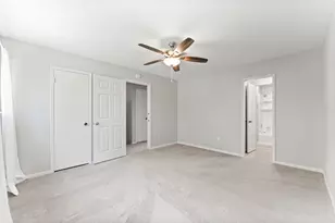 71 Hideaway Dr, Friendswood, TX 77546 - Photo 22