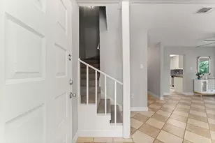71 Hideaway Dr, Friendswood, TX 77546 - Photo 8