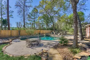 34 Pawprint Pl, The Woodlands, TX 77382 - Photo 38
