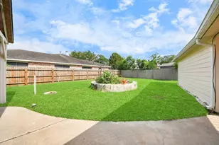11411 Briar Forest Dr, Houston, TX 77077 - Photo 10