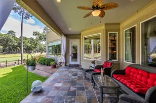 348 W Pines Dr, Montgomery, TX 77356 - Photo 18