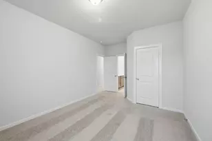 2830 Ametrine Dr, Iowa Colony, TX 77583 - Photo 6