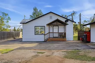 308 E Phillips St, Conroe, TX 77301 - Photo 26
