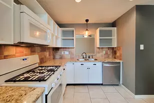 14407 Sun Harbor Dr, Houston, TX 77062 - Photo 14