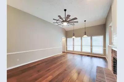 14407 Sun Harbor Drive, Houston, TX 77062 - Photo 8