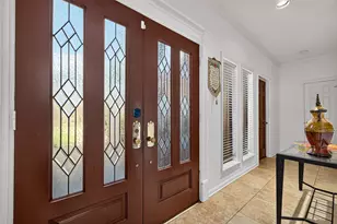 14819 Alderwick Dr, Sugar Land, TX 77498 - Photo 10