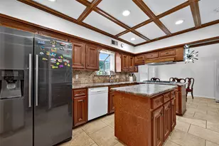 14819 Alderwick Dr, Sugar Land, TX 77498 - Photo 20