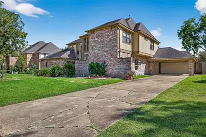 14819 Alderwick Drive, Sugar Land, TX 77498 - Photo 8