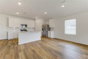 9027 Rose Water Trl, Iowa Colony, TX 77583 - Photo 24