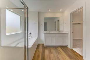 9027 Rose Water Trl, Iowa Colony, TX 77583 - Photo 32