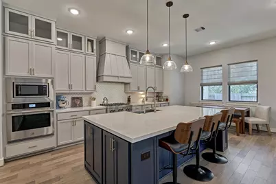 2 Honeycomb Ridge Place, The Woodlands, TX 77380 - Photo 12