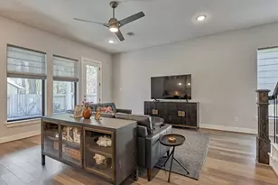 2 Honeycomb Rdg Pl, The Woodlands, TX 77380 - Photo 10