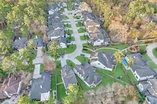 2 Honeycomb Rdg Pl, The Woodlands, TX 77380 - Photo 36