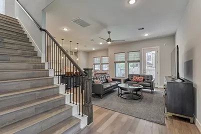 2 Honeycomb Ridge Place, The Woodlands, TX 77380 - Photo 8