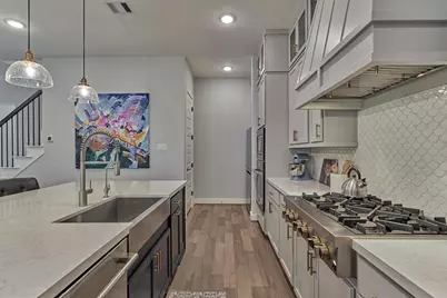 2 Honeycomb Ridge Place, The Woodlands, TX 77380 - Photo 14