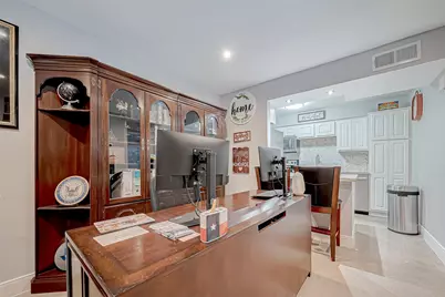 1860 White Oak Drive #375, Houston, TX 77009 - Photo 14