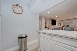 1860 White Oak Dr, Houston, TX 77009 - Photo 22