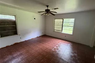 1301 N Vauthier Ln, La Marque, TX 77568 - Photo 14