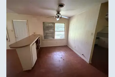 1301 N Vauthier Lane, La Marque, TX 77568 - Photo 6