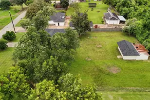 223 Lee Ave, Jones Creek, TX 77541 - Photo 26