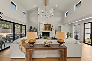 3010 Silverbell Ct, Bryan, TX 77807 - Photo 4