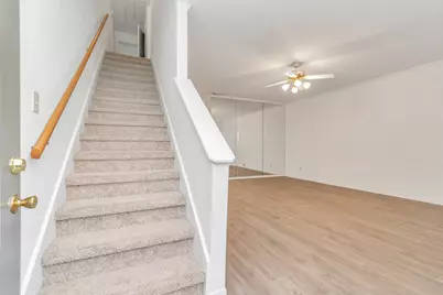9800 Pagewood Lane #3104, Houston, TX 77042 - Photo 16