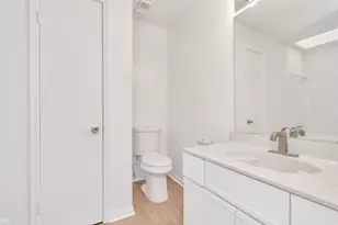 9800 Pagewood Ln, Houston, TX 77042 - Photo 30
