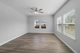 19218 Akin Dr, Crosby, TX 77532 - Photo 8