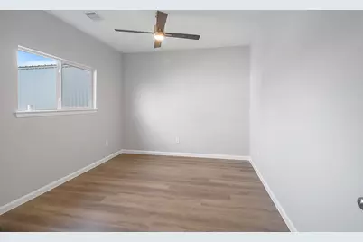 19218 Akin Drive, Crosby, TX 77532 - Photo 14