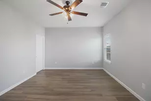 19218 Akin Dr, Crosby, TX 77532 - Photo 10