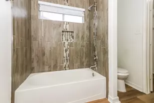12807 Colony Heath Ln, Houston, TX 77085 - Photo 16
