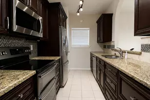 2894 Holly Hall St, Houston, TX 77054 - Photo 6