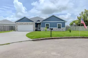 2422 Cardinal Dr, Bay City, TX 77414 - Photo 32