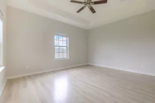 2422 Cardinal Dr, Bay City, TX 77414 - Photo 14
