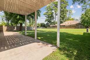 3214 Candlewood Ln, Montgomery, TX 77356 - Photo 16