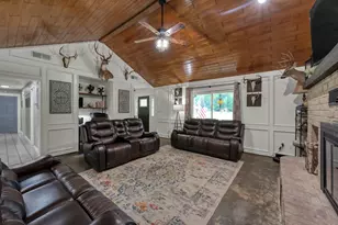 811 County Rd 2267, Cleveland, TX 77327 - Photo 8