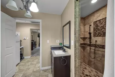 811 County Road 2267, Cleveland, TX 77327 - Photo 32