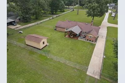 811 County Road 2267, Cleveland, TX 77327 - Photo 44
