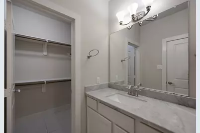 953 W 24th Street, Houston, TX 77008 - Photo 6