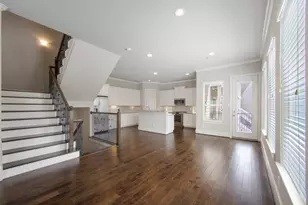 953 W 24th St, Houston, TX 77008 - Photo 16