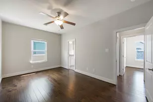 953 W 24th St, Houston, TX 77008 - Photo 30
