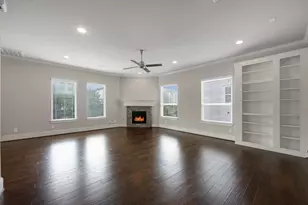 953 W 24th St, Houston, TX 77008 - Photo 14
